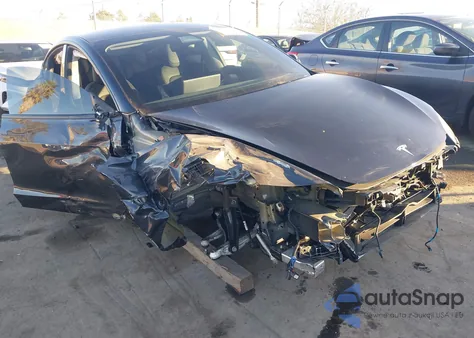 2024 Tesla Model 3 Long Range Dual Motor All-Wheel Drive z USA, uszkodzony, nr VIN 5YJ3E1EB8RF716979